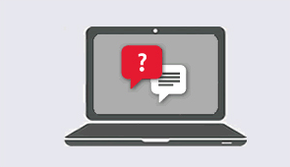 Online- und Telefonservices - Ein Laptop zeigt Fragezeichen und Sprechblase auf dem Bildschirm.